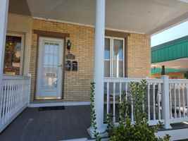 featured image of 1618 W 16th St