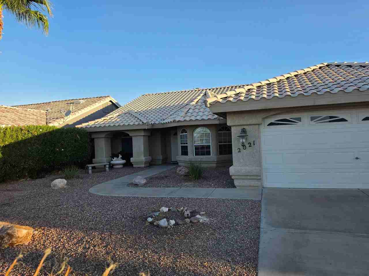 2021 E Lago Grande Cir - Photo 2 of 20