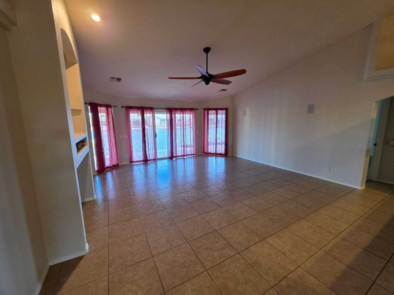 2021 E Lago Grande Cir - Photo 4 of 20