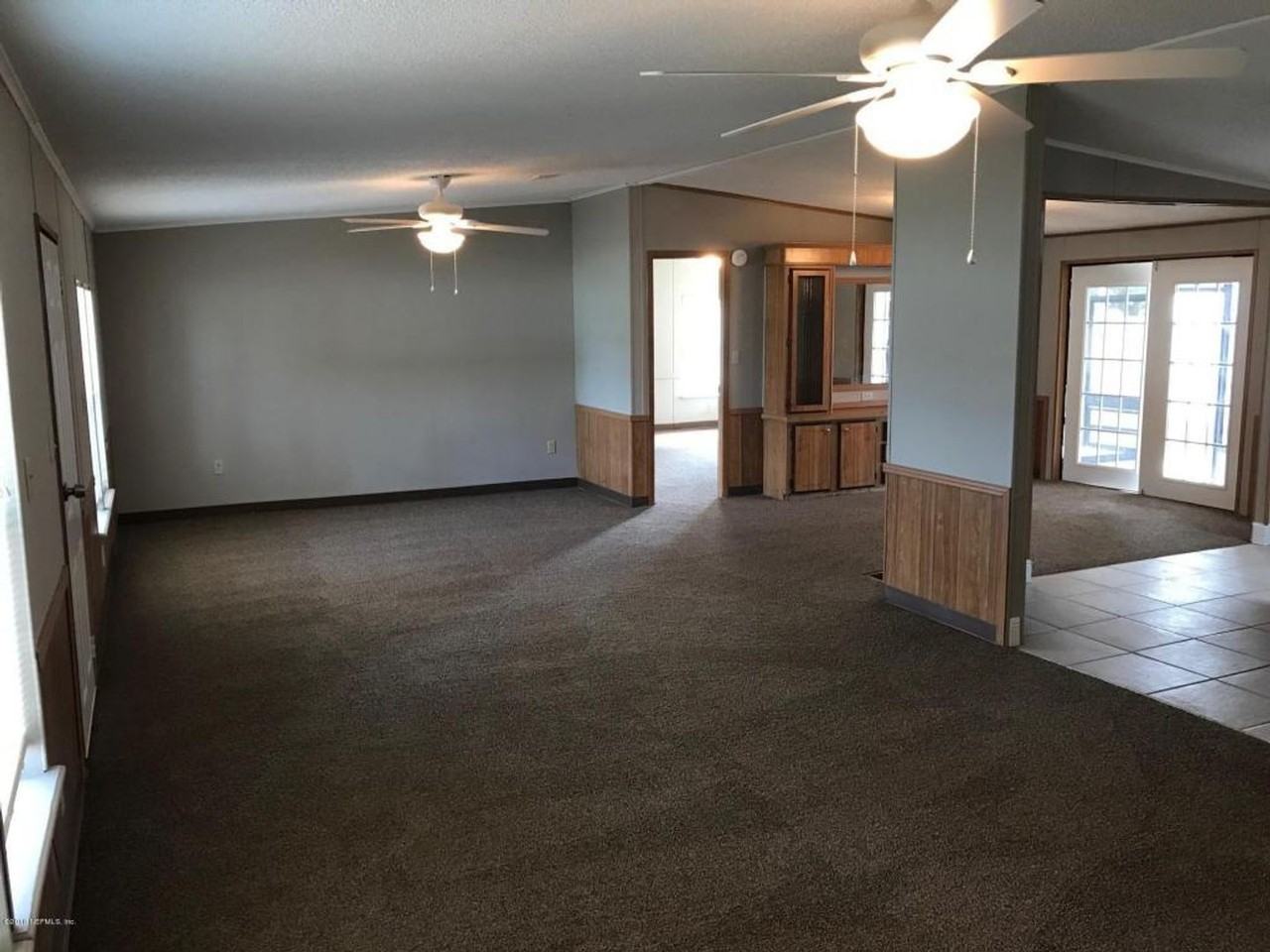 6847 Ne 1st Pl - Photo 3 of 28