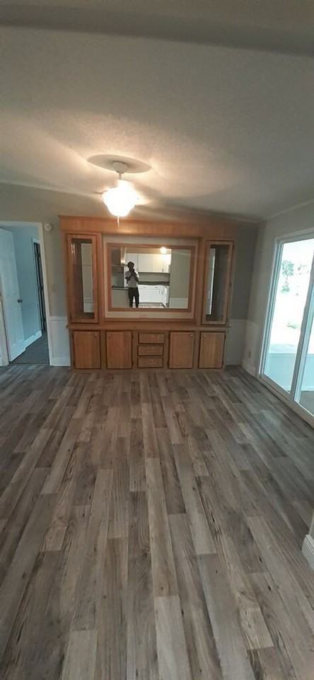 6847 Ne 1st Pl - Photo 4 of 28