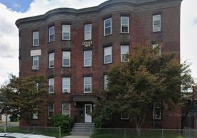 featured image of 805 Chicopee St