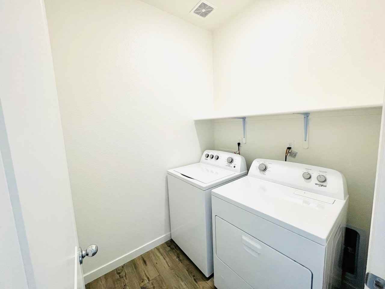 704 Colorado Ln - Photo 5 of 16