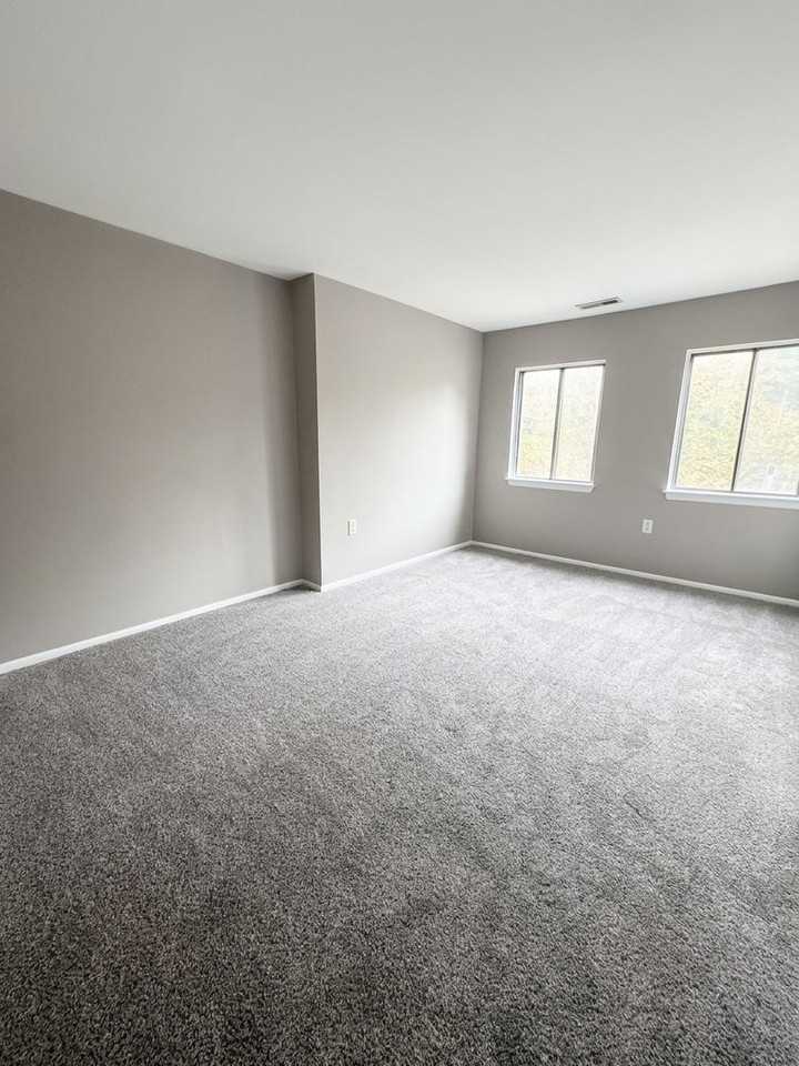 15 Suntop Ct - Photo 2 of 15