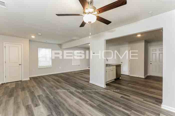 205 Wellbrook Ct Ne - Photo 7 of 19