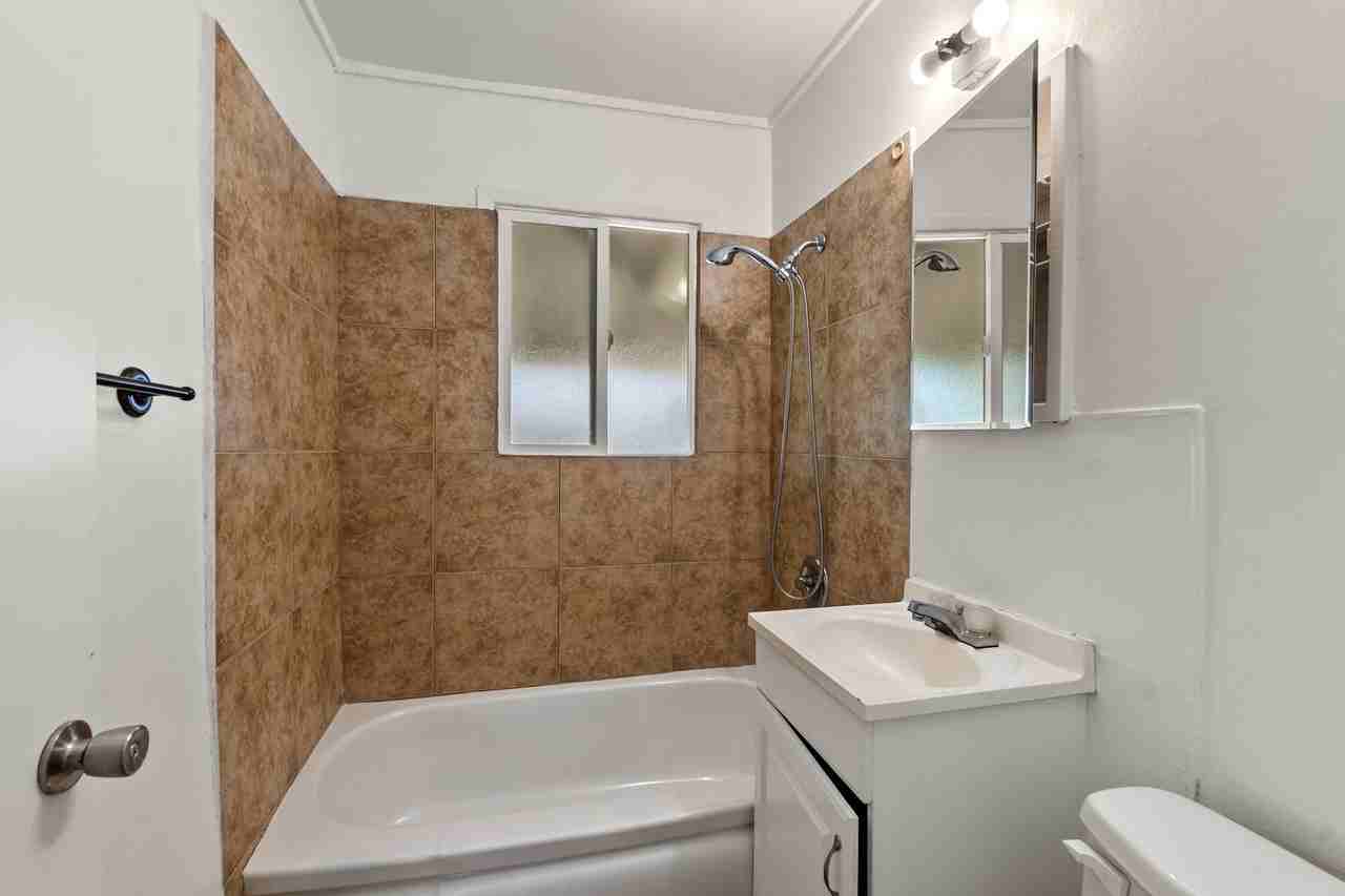 4204 E Washington Ave - Photo 6 of 15