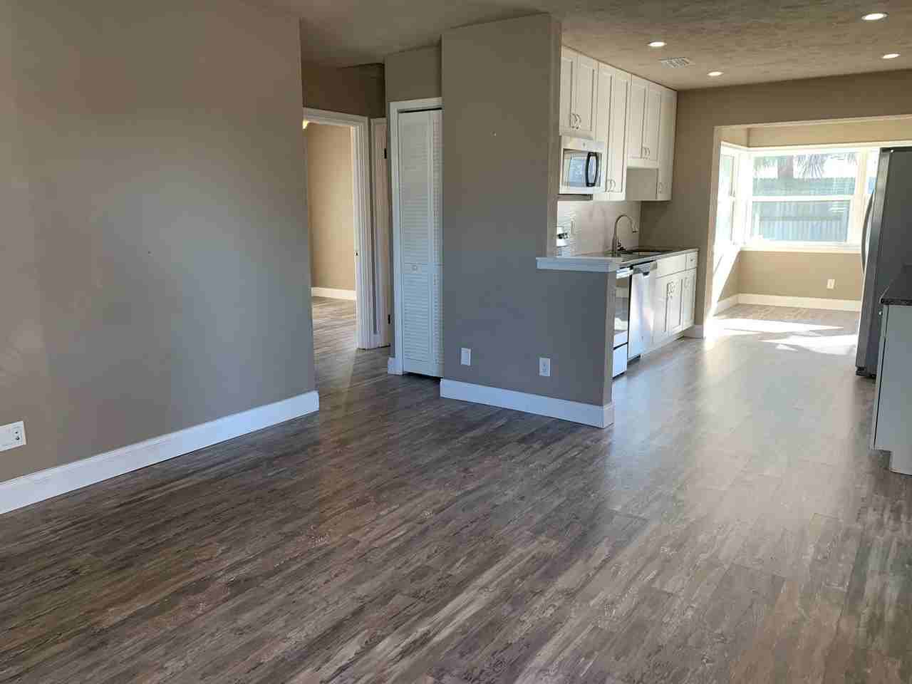 46 Seaside Dr - Photo 2 of 16