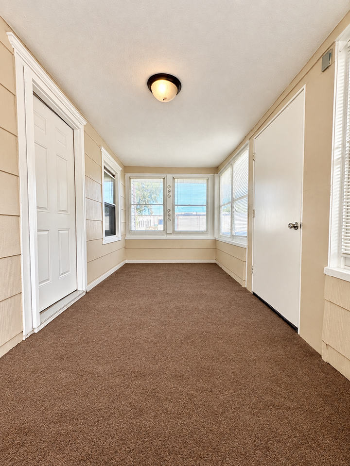 1509 Lebanon St - Photo 2 of 11
