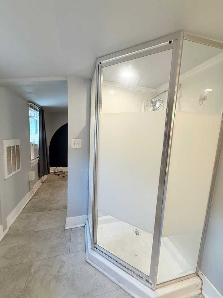 209 S Quebec Ave - Photo 5 of 10