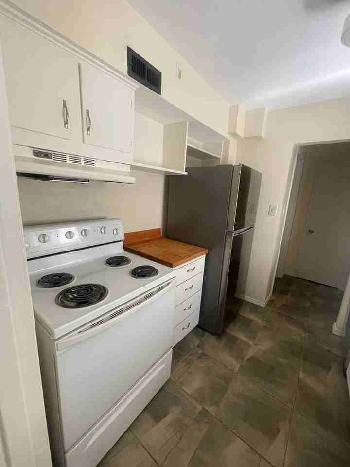 2366 S Patterson Blvd - Photo 6 of 10