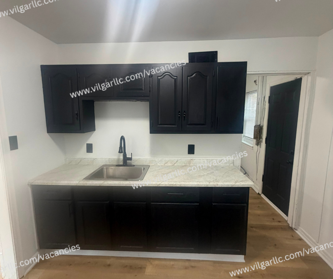 3449 Johnson St - Photo 2 of 17