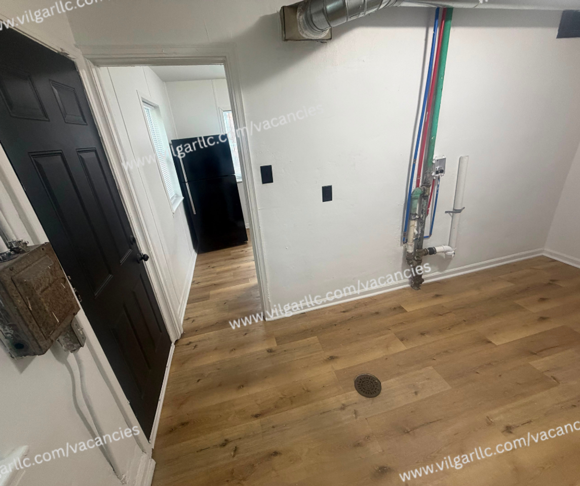 3449 Johnson St - Photo 5 of 17