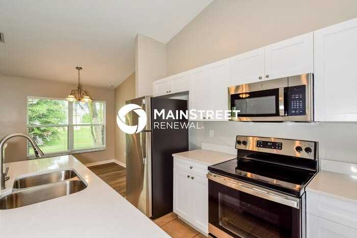1919 Ne 14th St - Photo 7 of 16