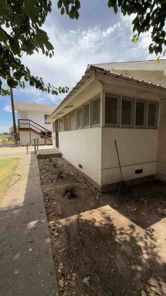 2619 Maze Blvd - Photo 4 of 28
