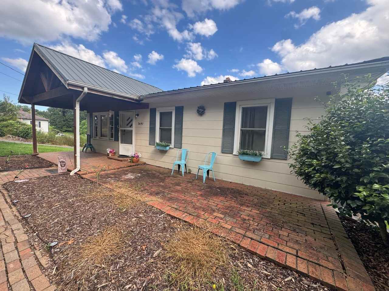 2697 Spears Rd - Photo 3 of 3