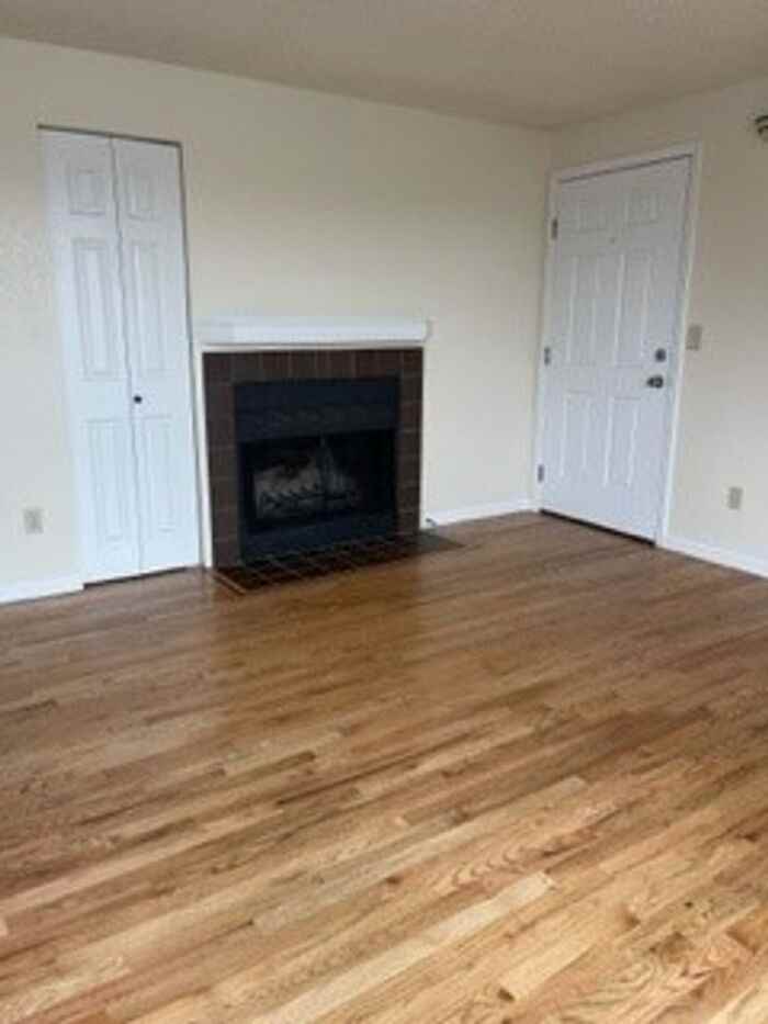 5219 S Orchard St #A - Photo 4 of 10