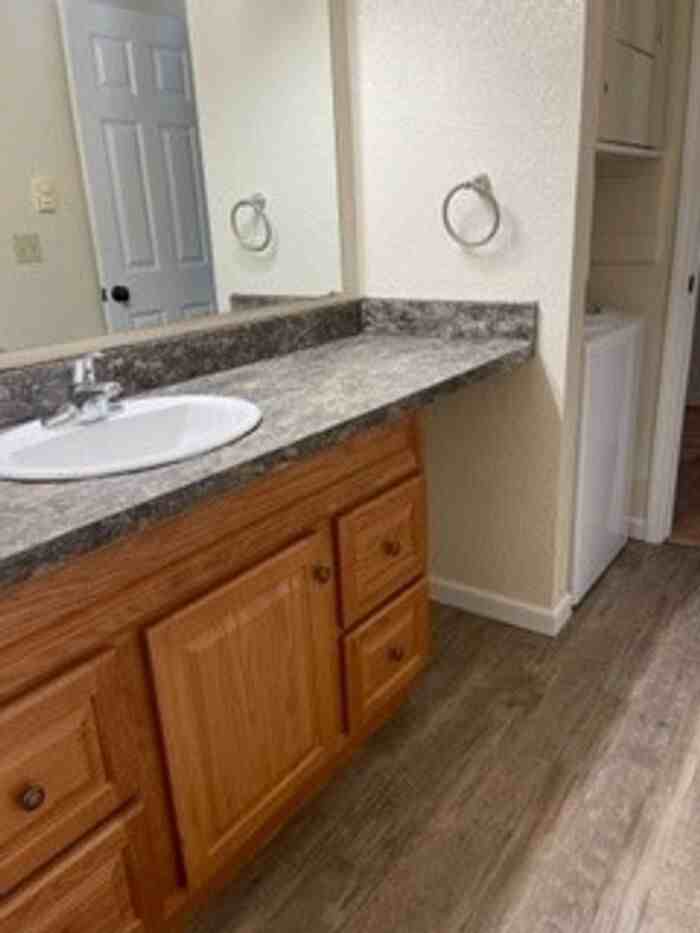 5219 S Orchard St #A - Photo 6 of 10