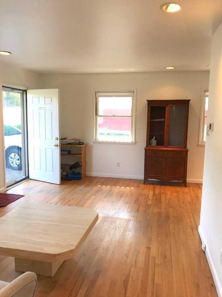 653 Raleigh St - Photo 4 of 29