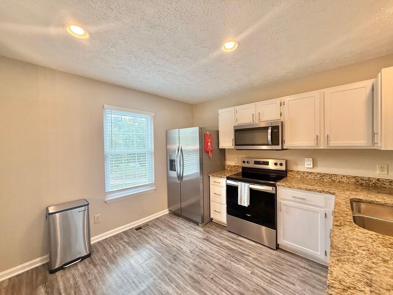3610 Rawdon Dr - Photo 2 of 23