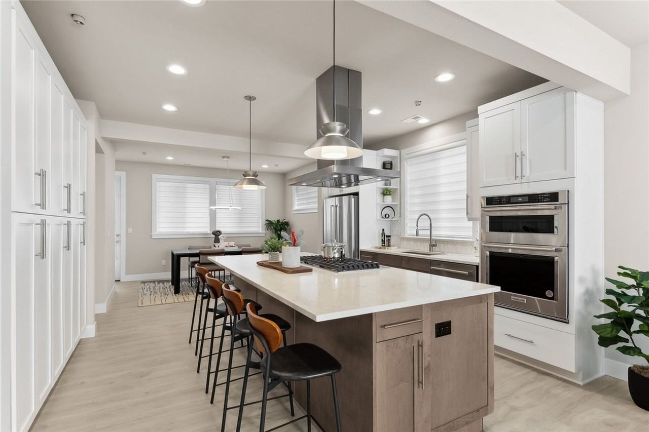 13334 Ne 144th Pl - Photo 3 of 28
