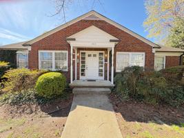featured image of 1915 Walker Ave #B