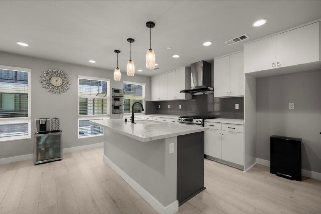 721 W Duarte Rd #B - Photo 2 of 8