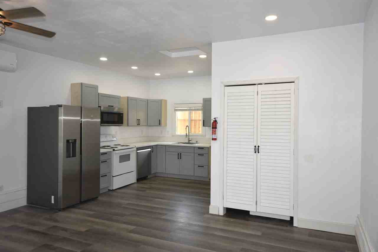 1544 Maryland Ave #A - Photo 2 of 11