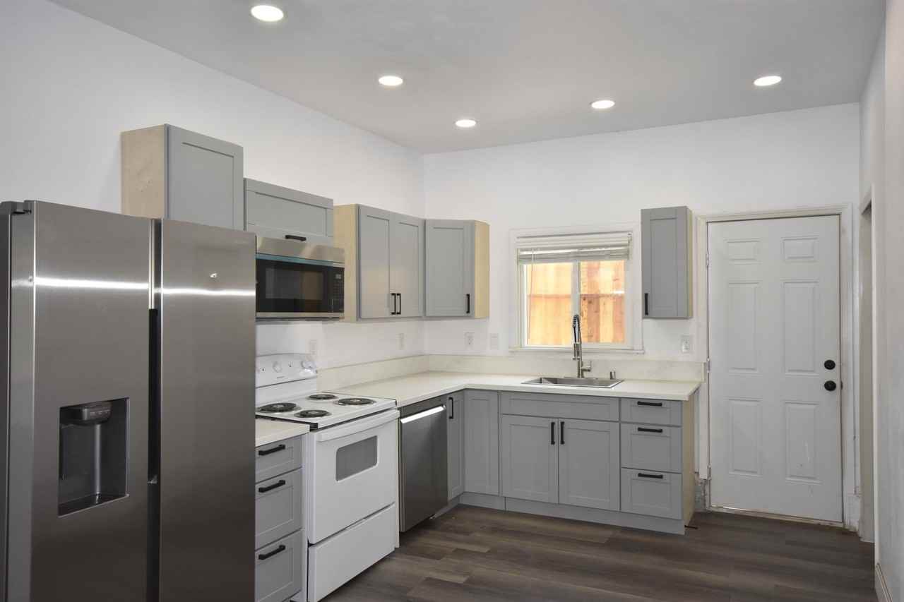 1544 Maryland Ave #A - Photo 5 of 11