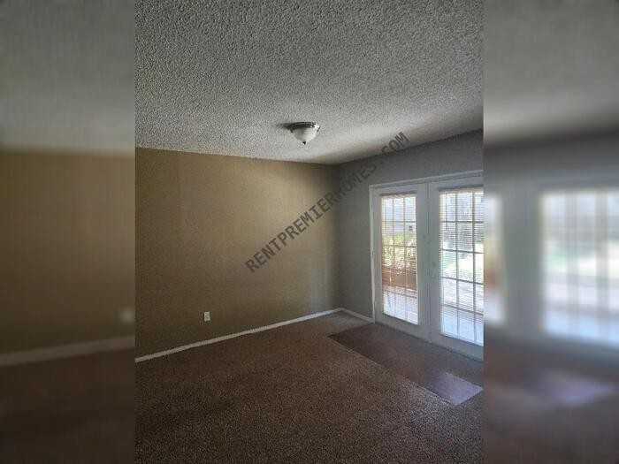 7448 Van Natta Ln - Photo 4 of 10