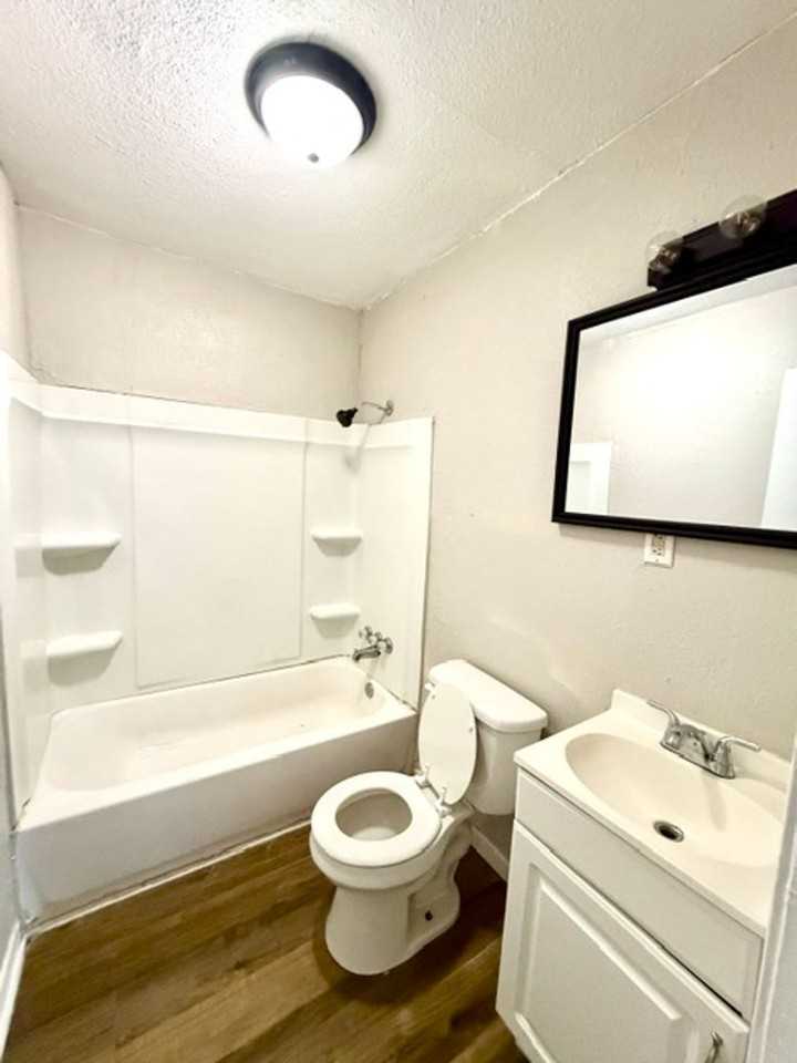 2613 Baylor Ave - Photo 6 of 7