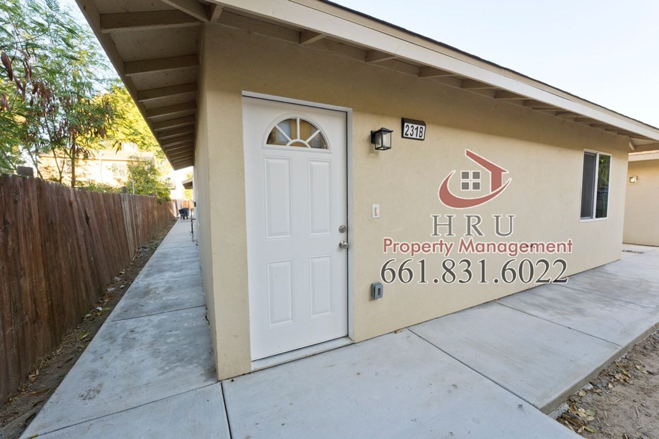 231 L St - Photo 2 of 11