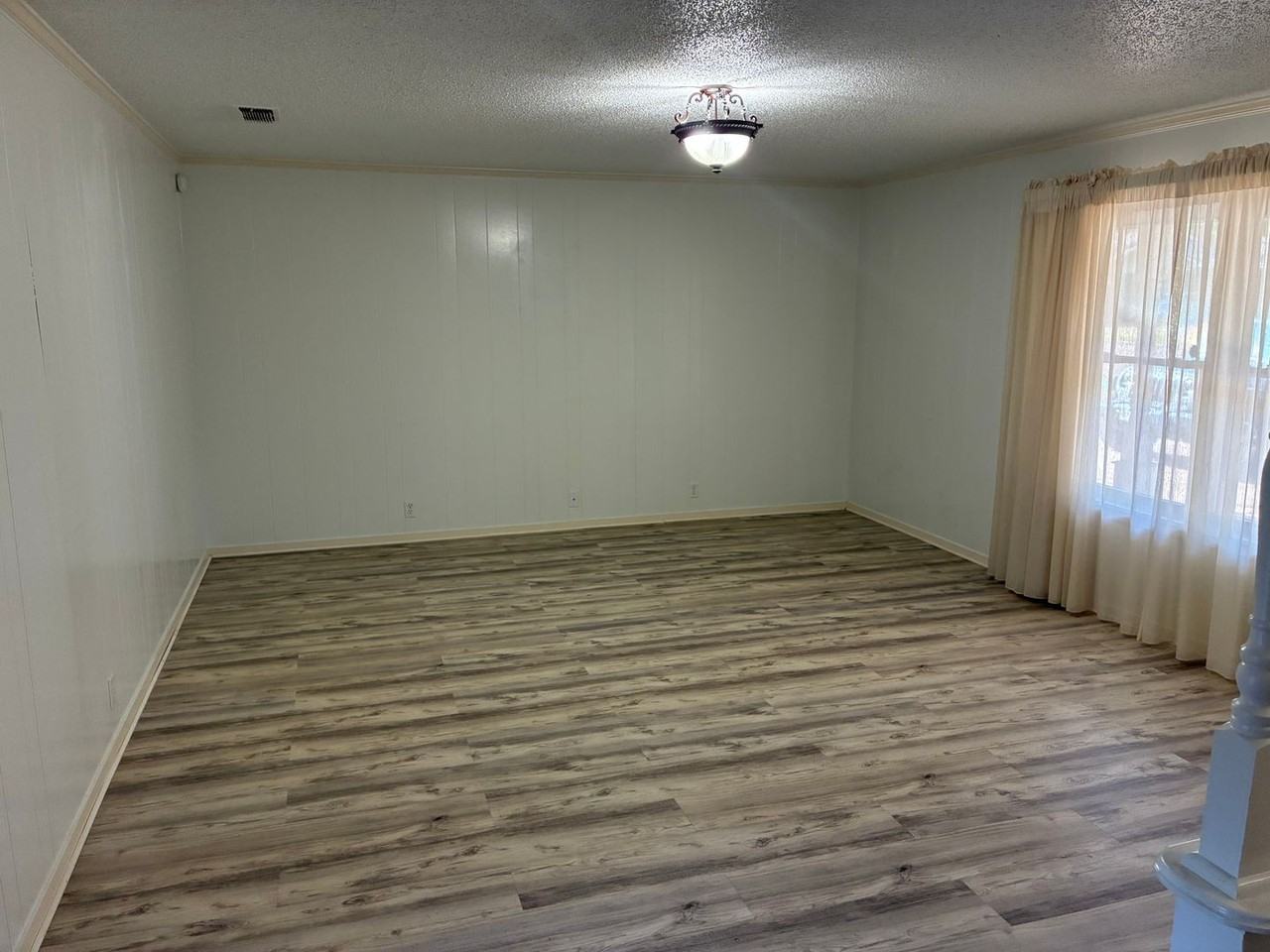 414 Walnut St - Photo 2 of 18
