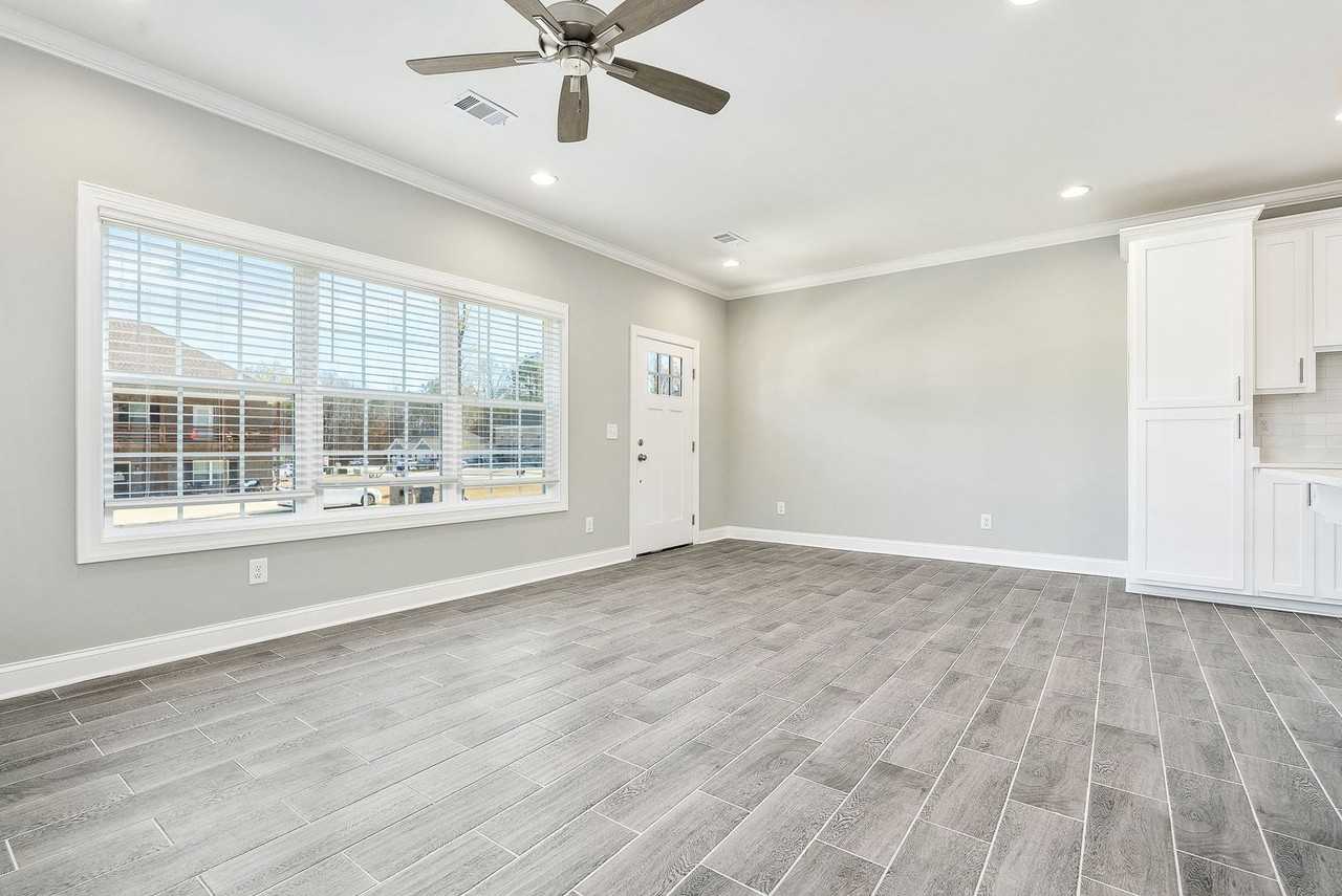 2036 Downs Way - Photo 3 of 21