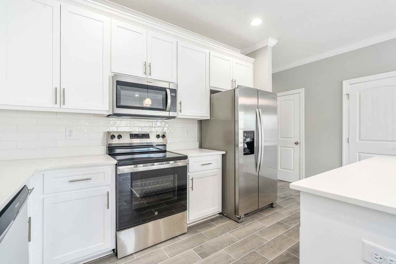 2036 Downs Way - Photo 7 of 21
