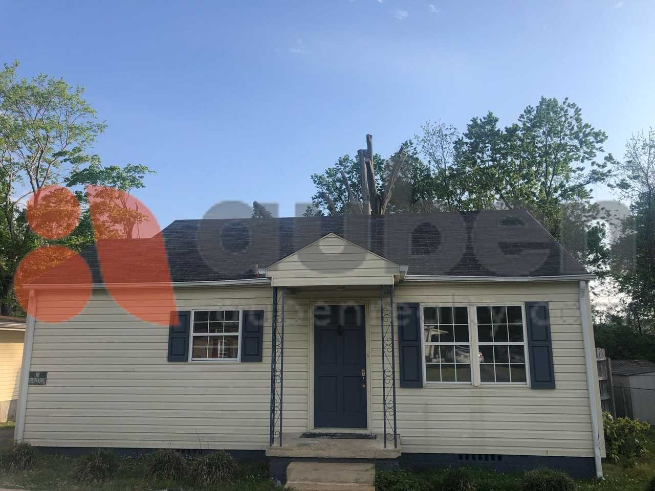 5003 Carolyn Ln
