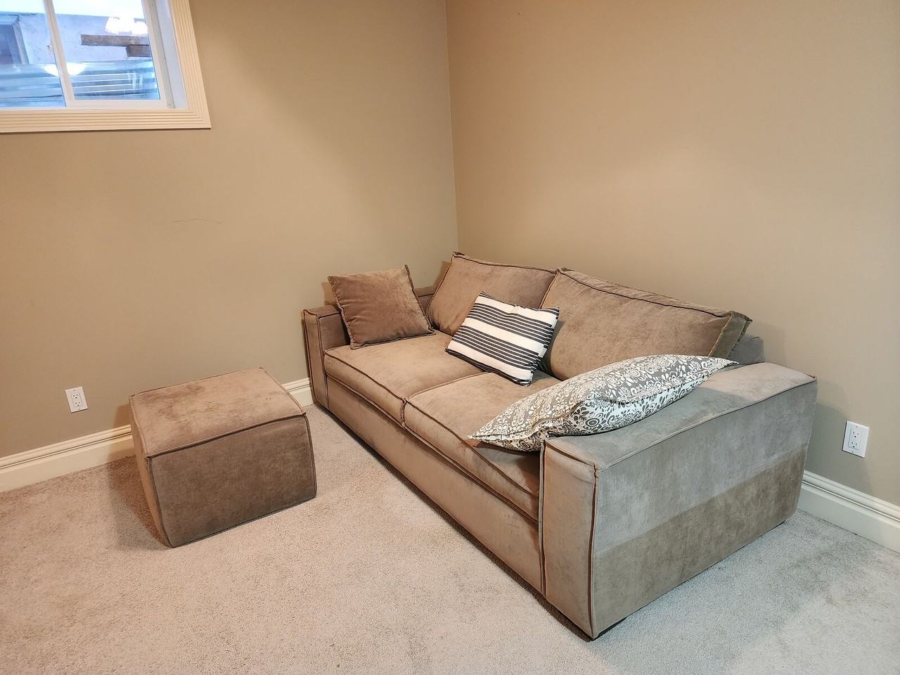 461 19 Ave Nw - Photo 5 of 5