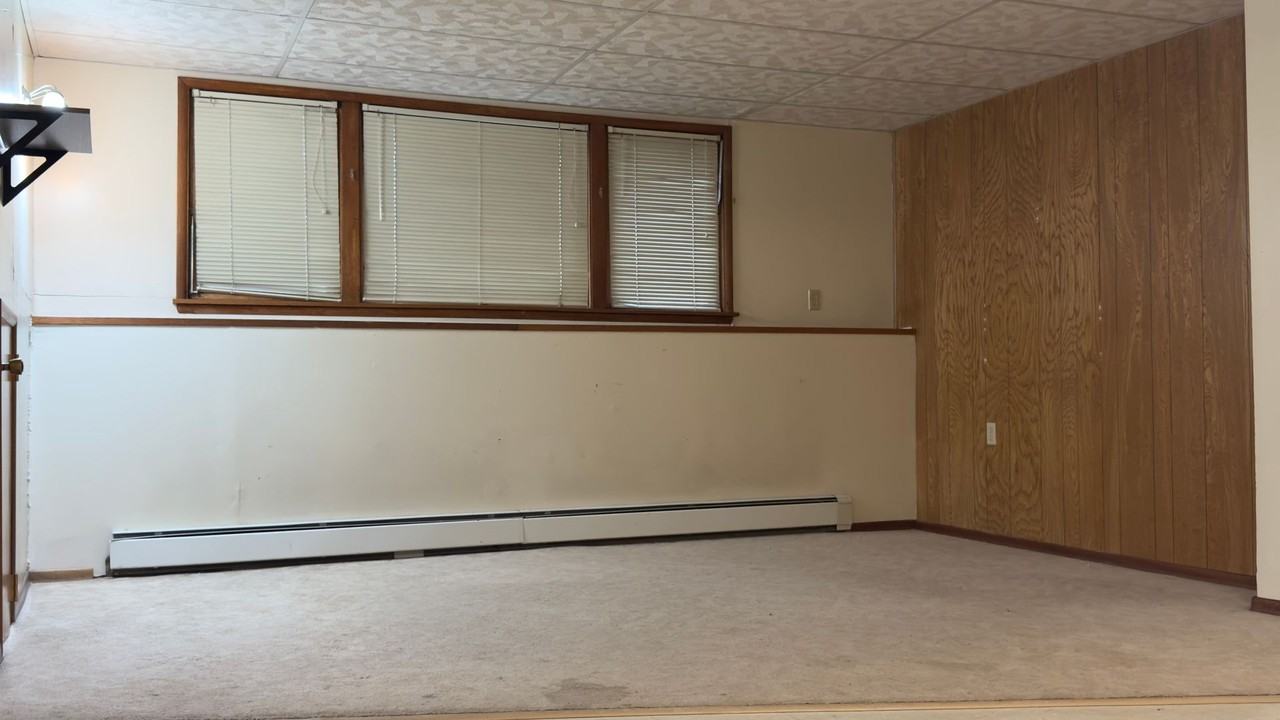 186 Madcap Ln - Photo 2 of 4