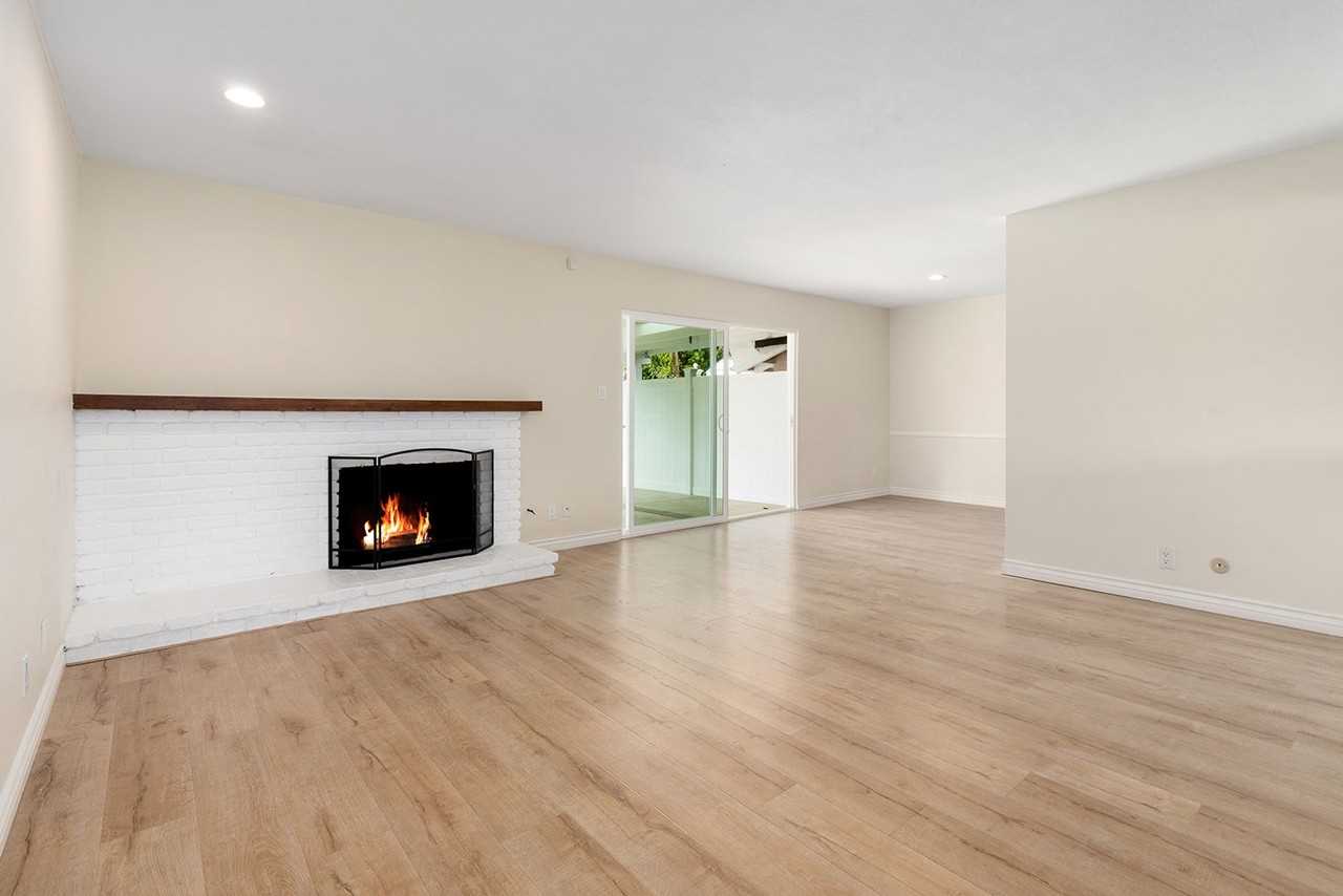 3569 Austin Ave - Photo 3 of 33