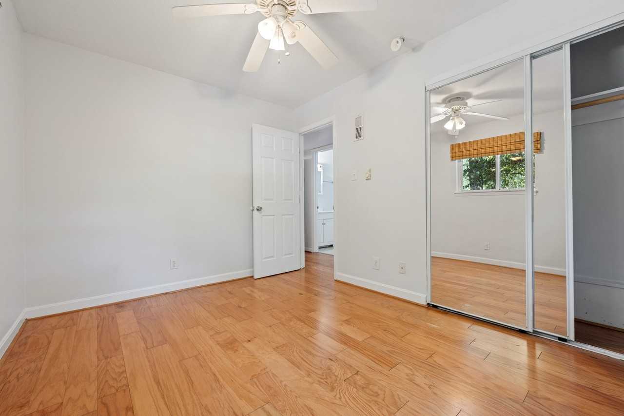 103 Sue Ann Ct - Photo 7 of 16