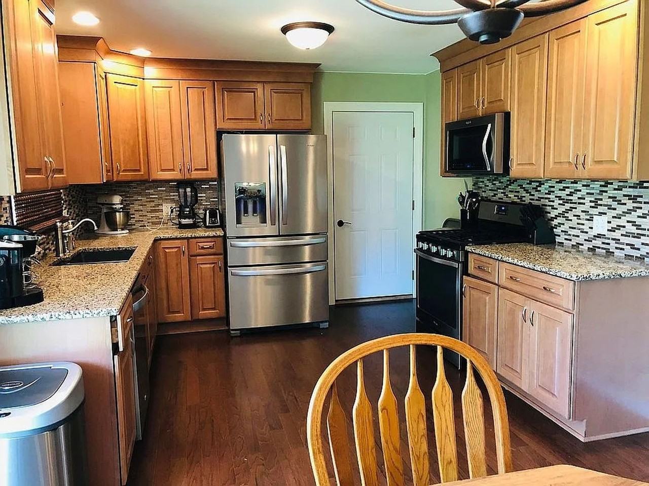 1138 E Grant St - Photo 4 of 20
