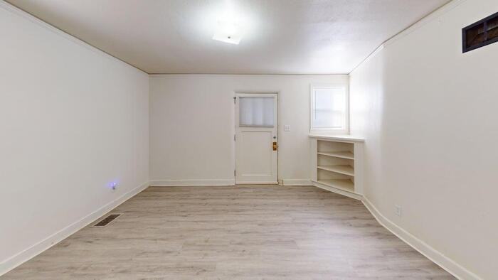 514 E Avenue E #2 - Photo 7 of 9