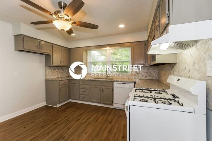 5505 W Pages Ln - Photo 7 of 15