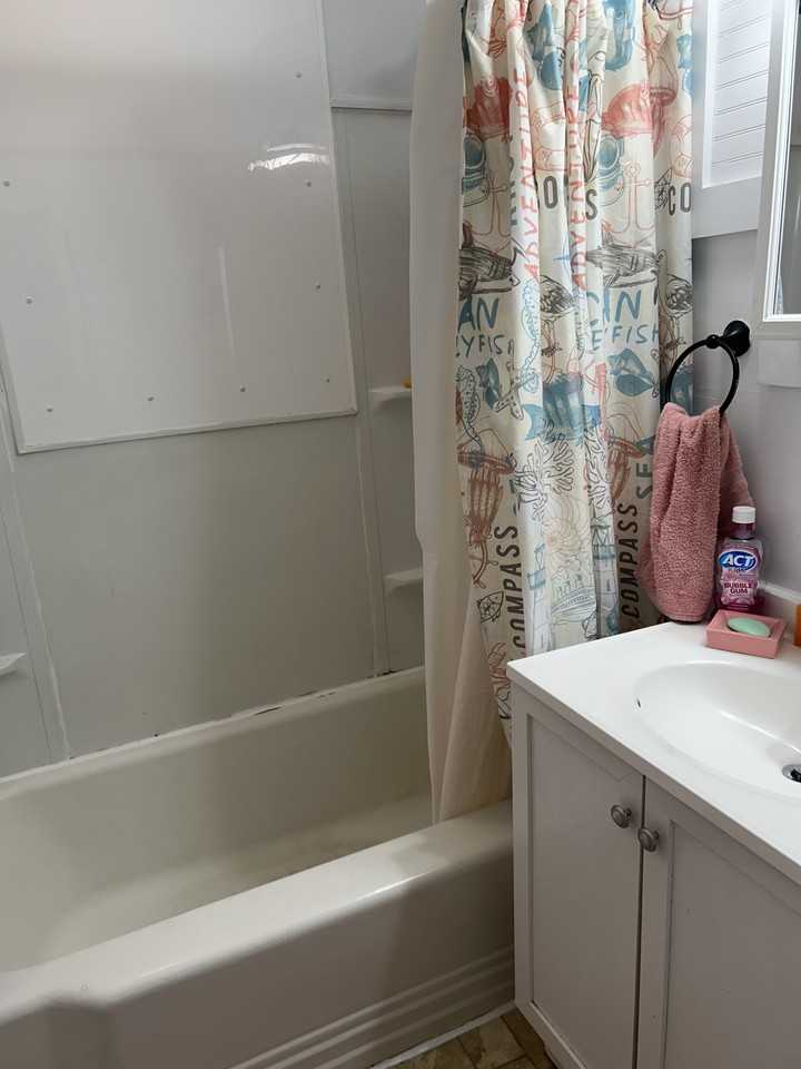 520 3rd St #3 - Photo 4 of 5