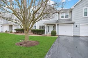 featured image of 1342 Orleans Dr #1