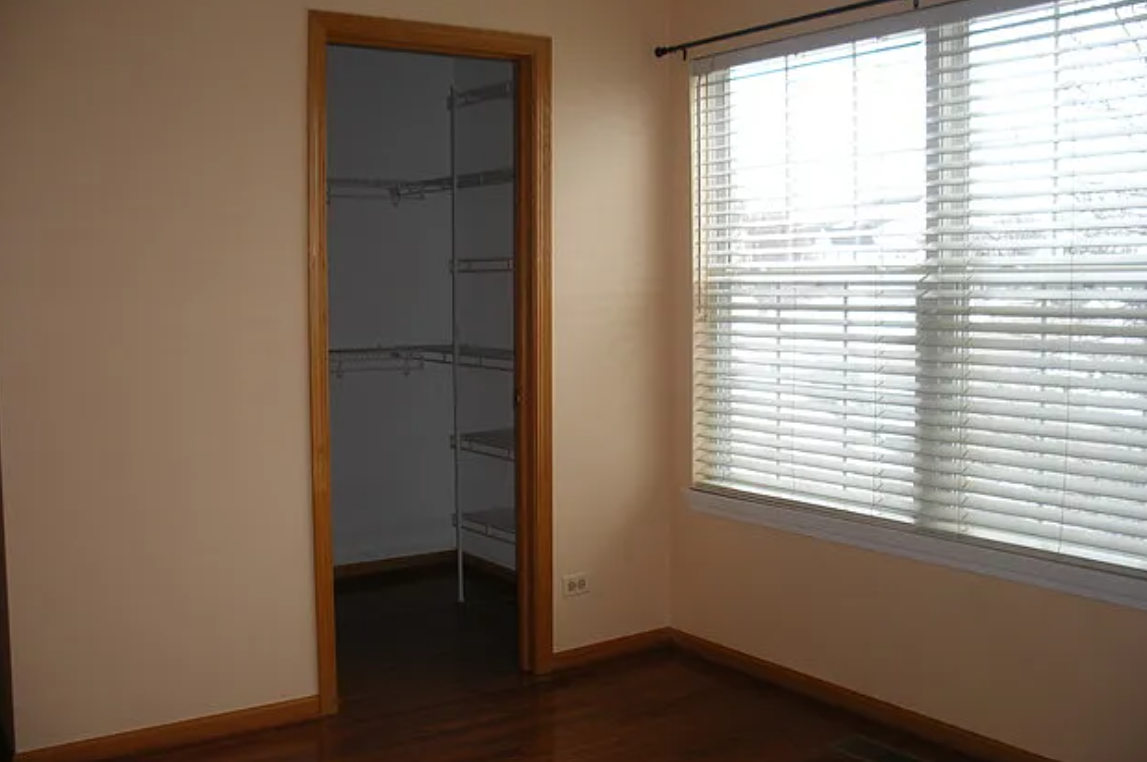 1342 Orleans Dr #1 - Photo 5 of 6