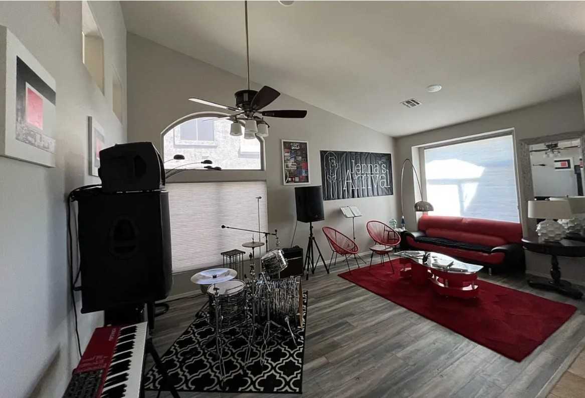 3460 N Barron #NA - Photo 6 of 20