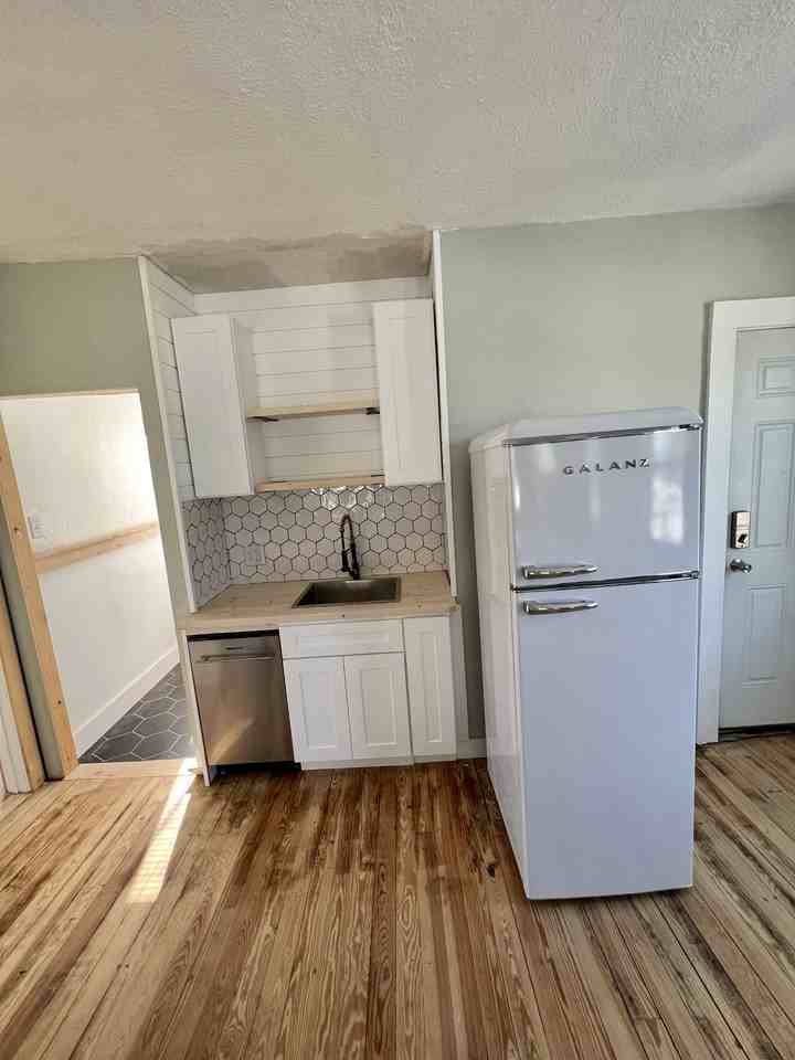 64 Standish Ave #3 - Photo 3 of 9