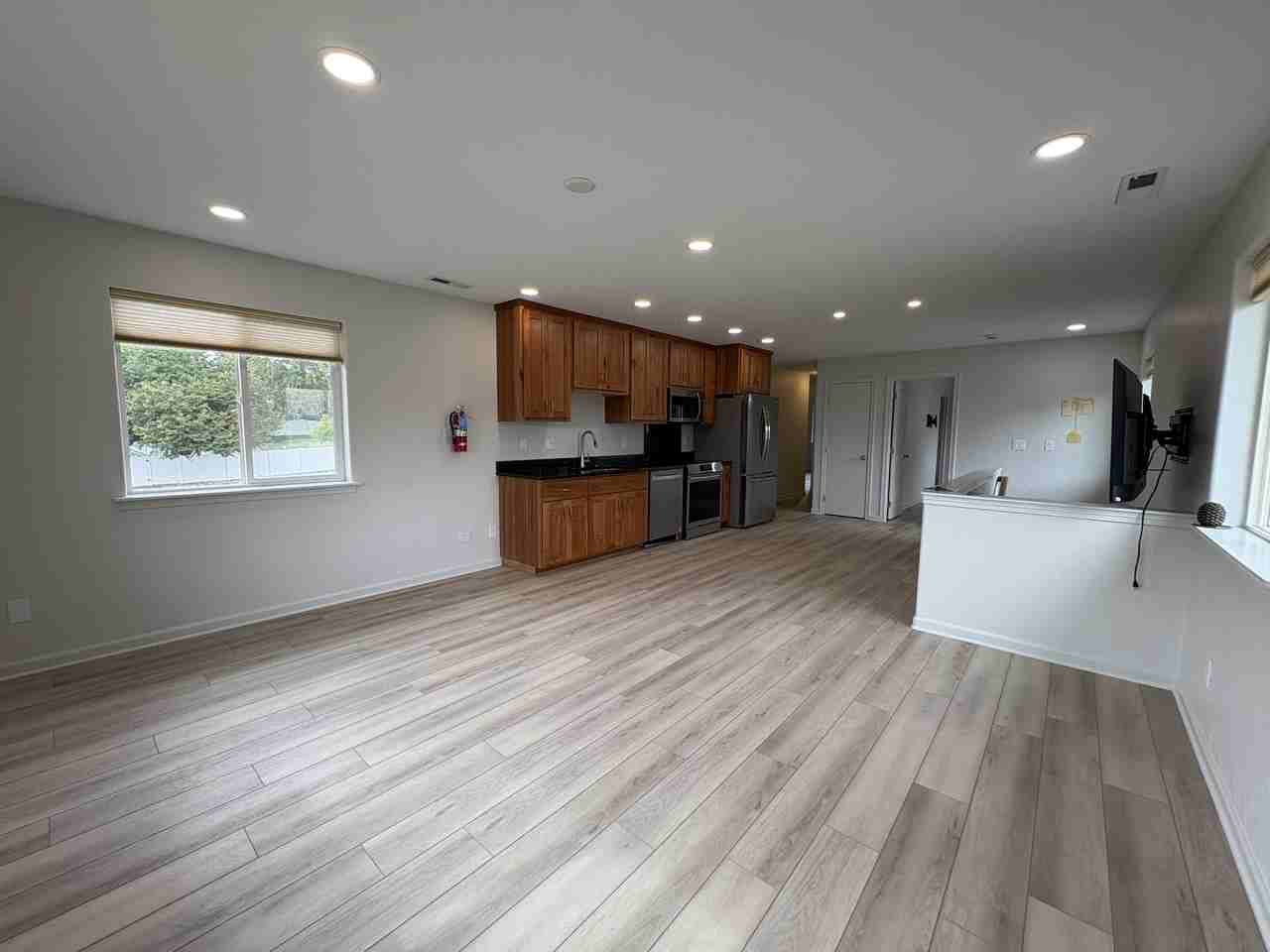2557 Cordell St #1 - Photo 6 of 38