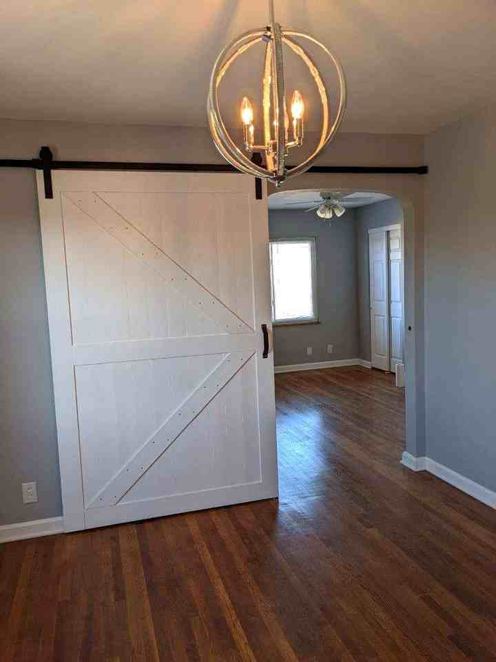 4131 Oakwood Ave #2 - Photo 6 of 19