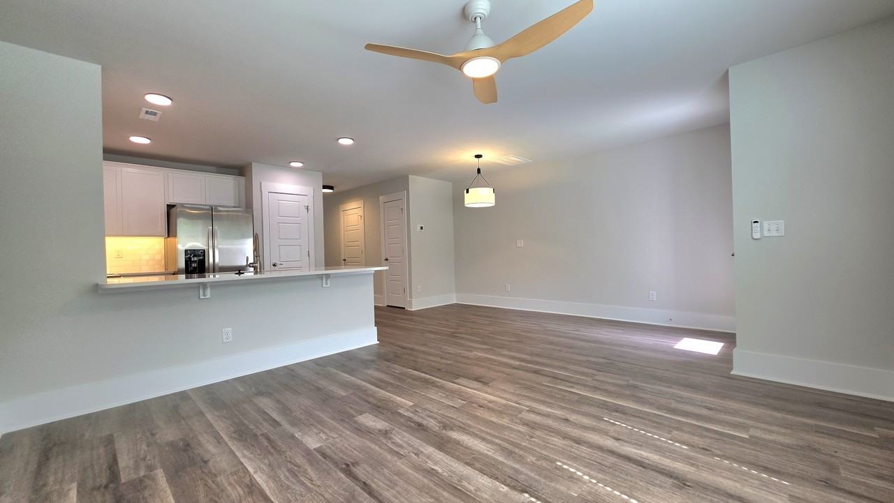 102 Cashmere Ct - Photo 5 of 45